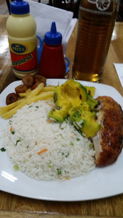 Photos of Pollo Moderno
