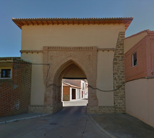 Arco de Santiago Gallery - Spain