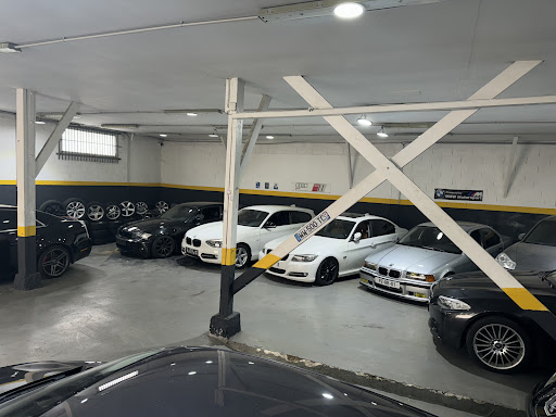 LEADER AUTO