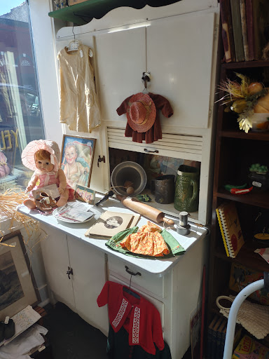 Sticks-n-Stones Antiques - Thumbnail