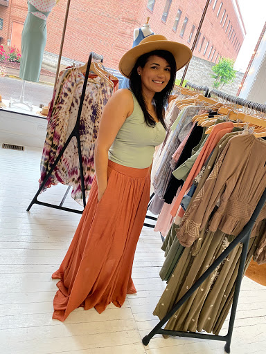 Flippie Hippie Boutique Gallery - United States