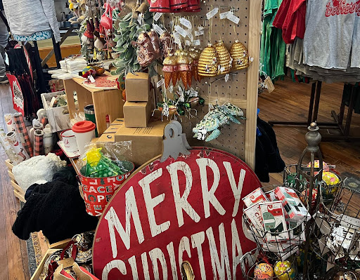 Ginny's Custom Embroidery Inc