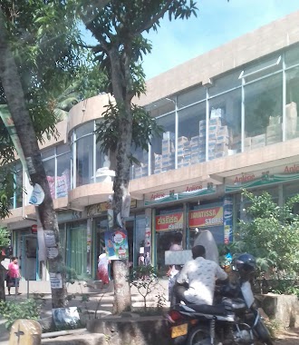 Jayathissa Stores, Author: Sakuni Nisharuni