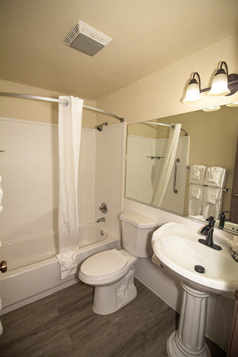 FairBridge Inn & Suites Sandpoint Gallery - United States