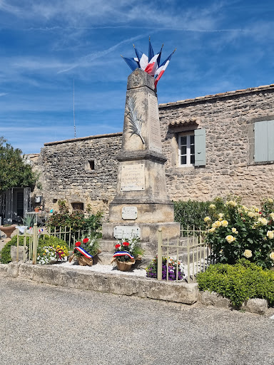 Monument aux Morts de Saint Restitut