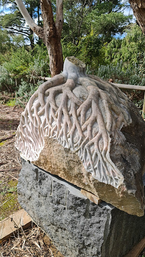 Adelaide Hills Sculpture - Watersong Gallery - Australia
