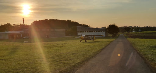 Gießen-Reiskirchen Airport - Thumbnail