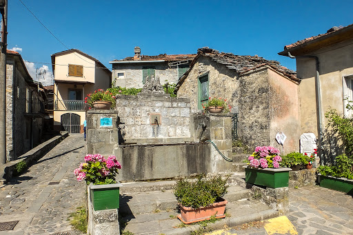 Corpo Forestale Dello Stato Ris. Nat. Orrido Di Botri