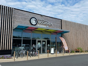 Photo n°1 de E.Leclerc Location à Pontivy (Agence de location de fourgonnettes)