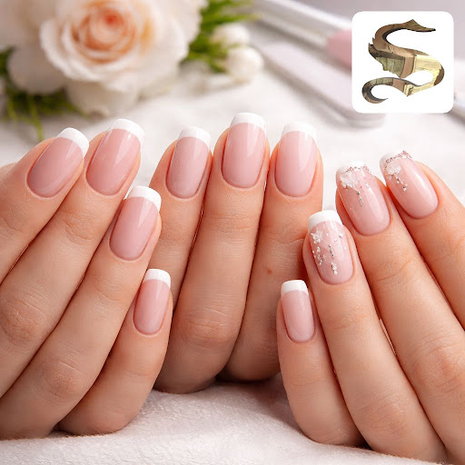 Looking for elegant, long-lasting French nails that match every outfit and event? At Styland Inte…