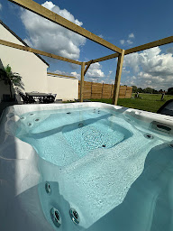 Photo n°44 de Eden Forest and Spa | Gîtes avec Jacuzzi | Saint Amand les Eaux à Saint-Amand-les-Eaux (Point Wi-Fi)