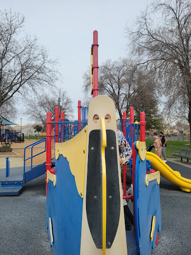 Regency Park - Visual