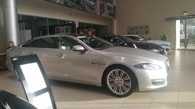 Photos of Jaguar Al Tayer Motors (Sheikh Zayed Rd)