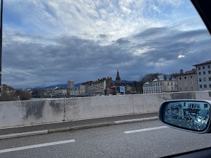 Photo n°19 de SELECT AUTO à Saint-Martin-le-Vinoux (Prestataire spécialisé dans les vitres teintées)