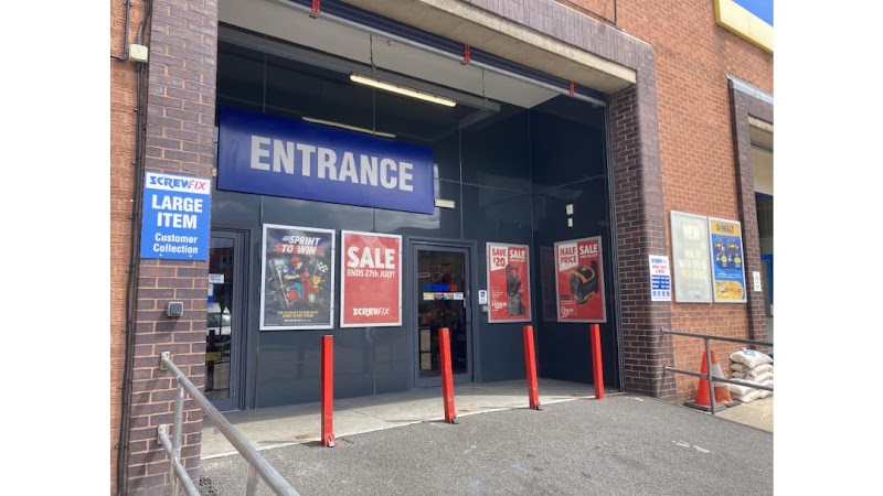 Screwfix Bermondsey - Rotherhithe New Road photo 2
