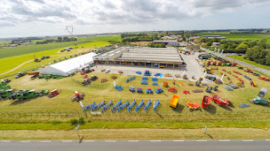 Photo n°18 de VERHAEGHE Cappelle-Brouck à Cappellebrouck (Atelier de réparation de tracteurs)