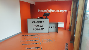 Photo n°6 de Piecesetpneus Caen à Caen (Magasin d'outillage)