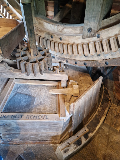 Salvington Hill Windmill - Thumbnail