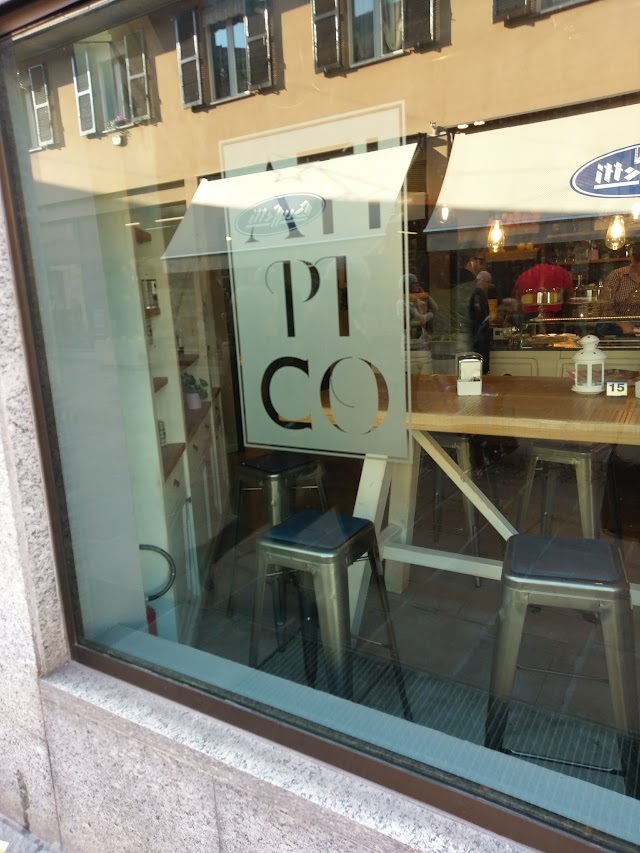 Atipico Bar Vineria Social