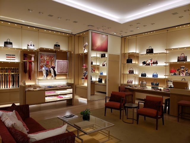 LOUIS VUITTON - CALGARY - 6455 Macleod Trail SW, Calgary, Alberta