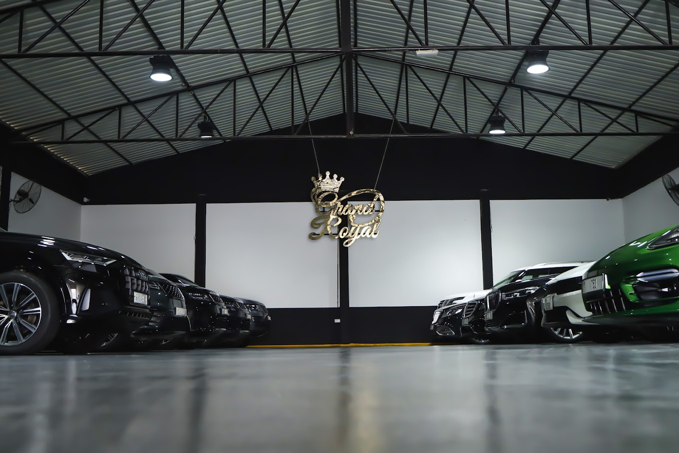 TOP ELEGANT CAR RENTAL L.L.C - صورة 5