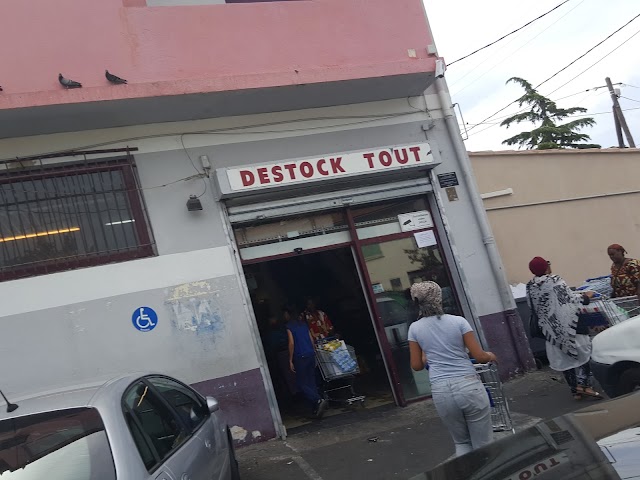 DESTOCK TOUT