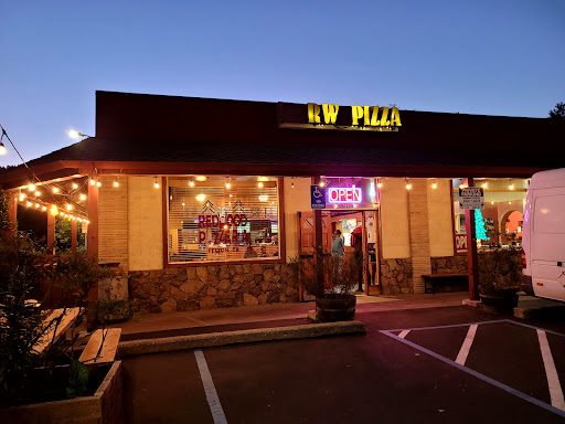 Redwood Pizzeria