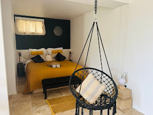 Photo n°12 de L'ÉBISTINE RESTAURANT/I POZZI LOVE ROOM à Furiani (Love hotel)