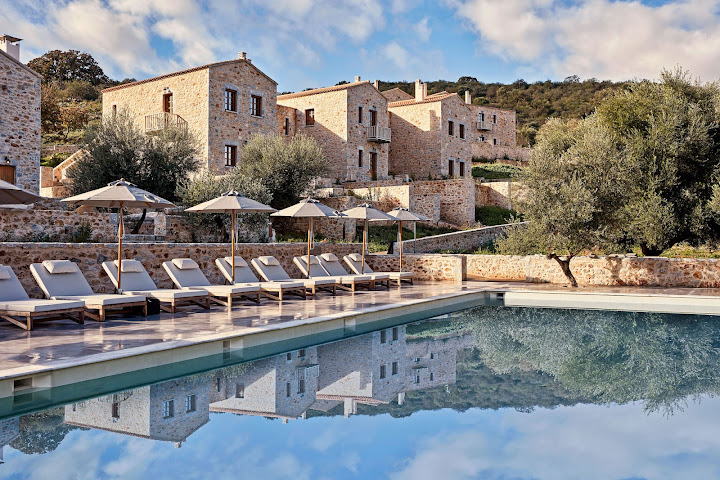 100 Rizes Seaside Resort, an SLH Hotel by null