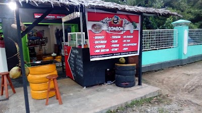 Photos of Waroeng Bombom