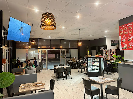Photo 4 - Pino's Pizzeria