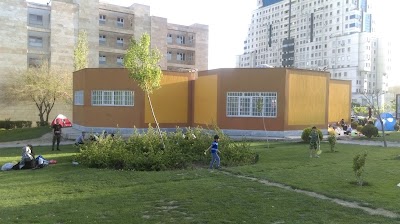 Photos of Ashrafi Esfahani Public Library