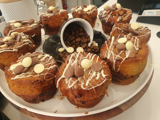 Biskie - Visual