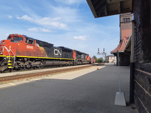 Brantford train station - VIA Rail - Thumbnail