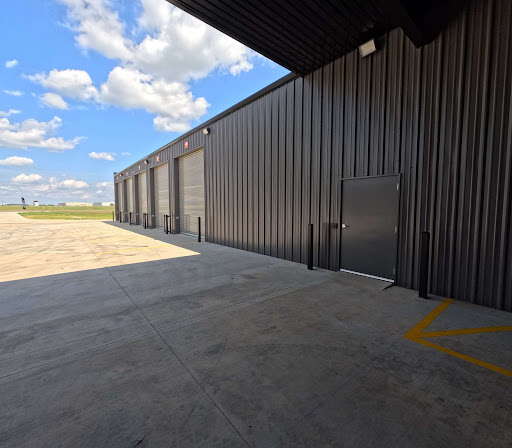 Fly By Storage - Visual