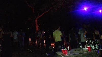 Photos of Hangoutz Garden By Millenium Park