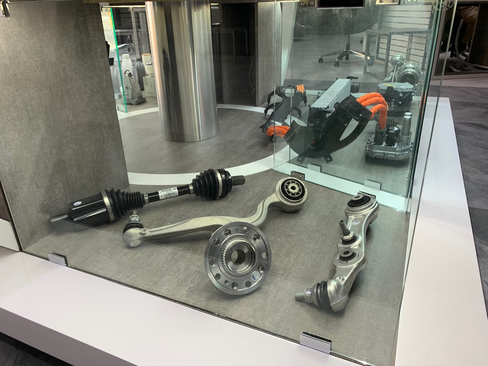 العواودة لقطع غيار السيارات - صورة 2