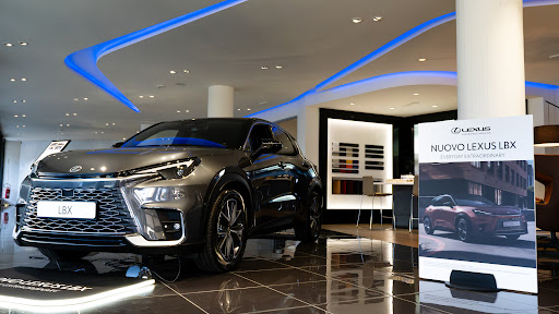 LEXUS VARESE - NOVAUTO - Thumbnail