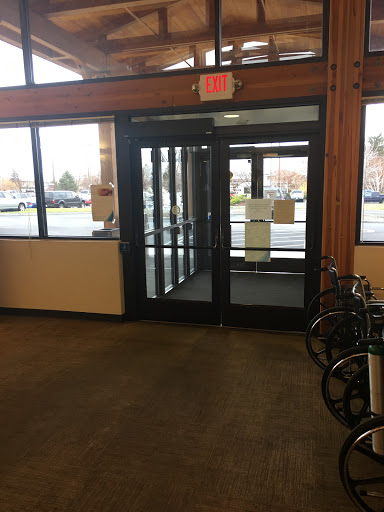 St. Charles Family Care Clinic - Redmond - Thumbnail
