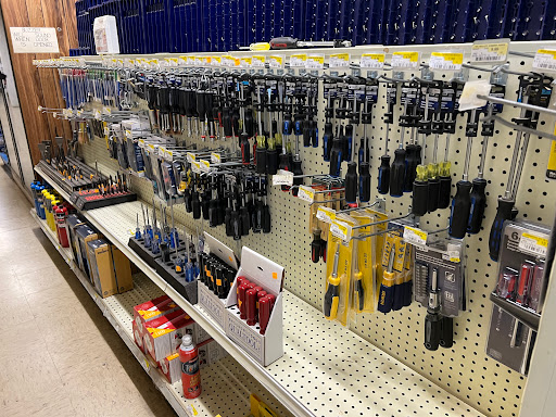 Crane Hardware - Visual