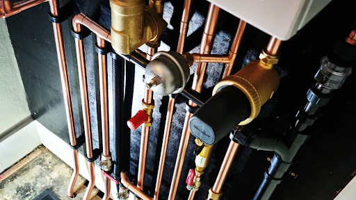 DC Heating Solutions Logo
