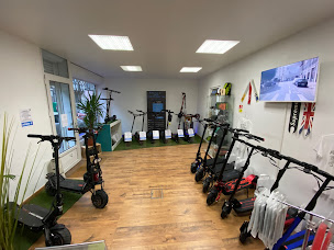 Photo n°5 de Li6 Trottinette & Co Reims à Reims (Atelier de réparation de véhicules de loisirs)