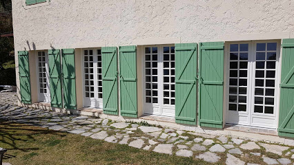 Wood Fermetures - Fenêtres | Portes | Volets | Vérandas | Stores | Pergolas