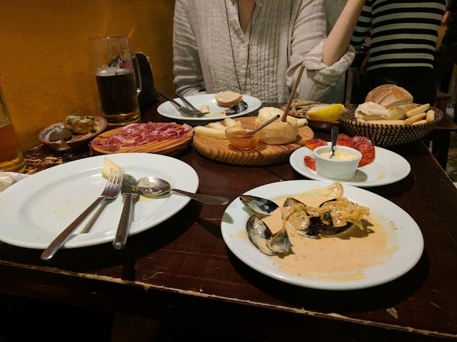 Tapas Bar 52