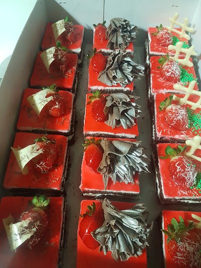 Photos of Majlesi Confectionary