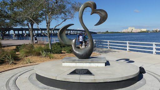 Bradenton Riverwalk Open Hearts Icon Monumental Sculpture