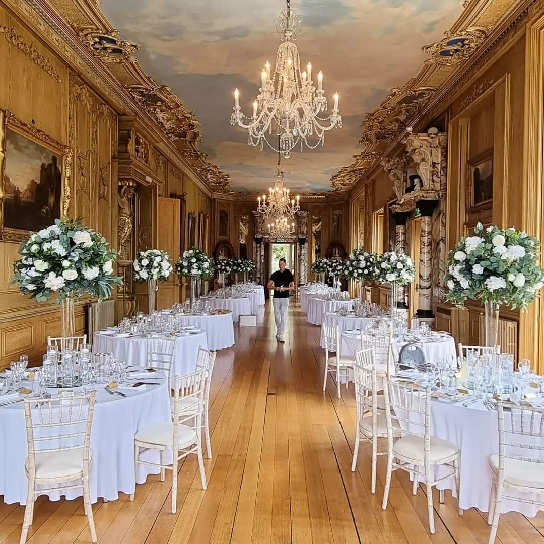 True Love Lights Your Way - Decorators - photo 1