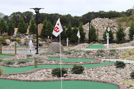 Photo Sandy Falls Mini Golf All