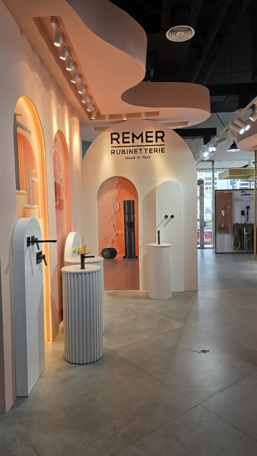 قارة لتجارة مواد البناء Qarah Building Materials - صورة 4