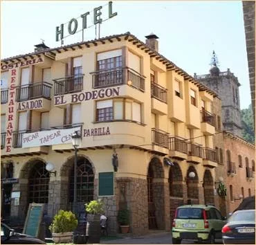 Hotel Restaurante - El Bodegón de Gredos